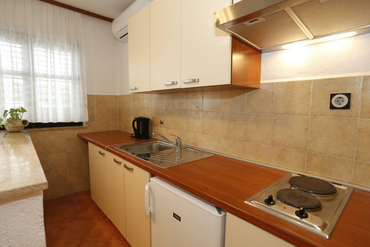 Sucur With Terrace Baška