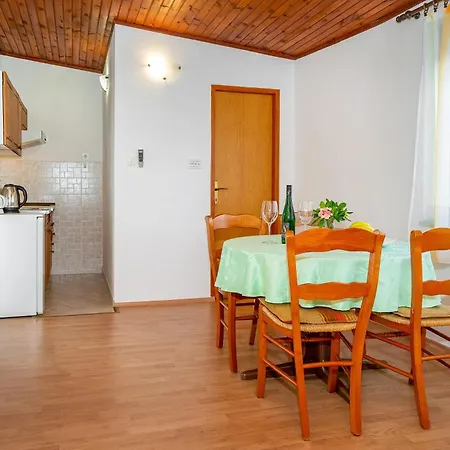 Apartments Sucur With Terrace Baška Exterior foto