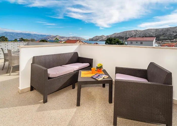 Apartments Sucur With Terrace
