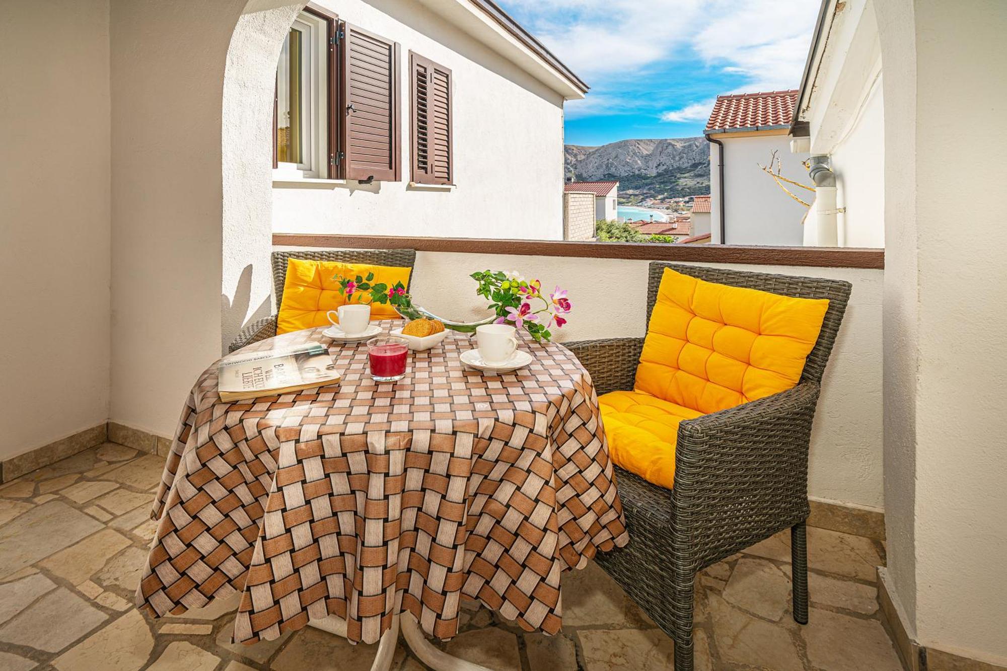 Apartment Sucur With Terrace *