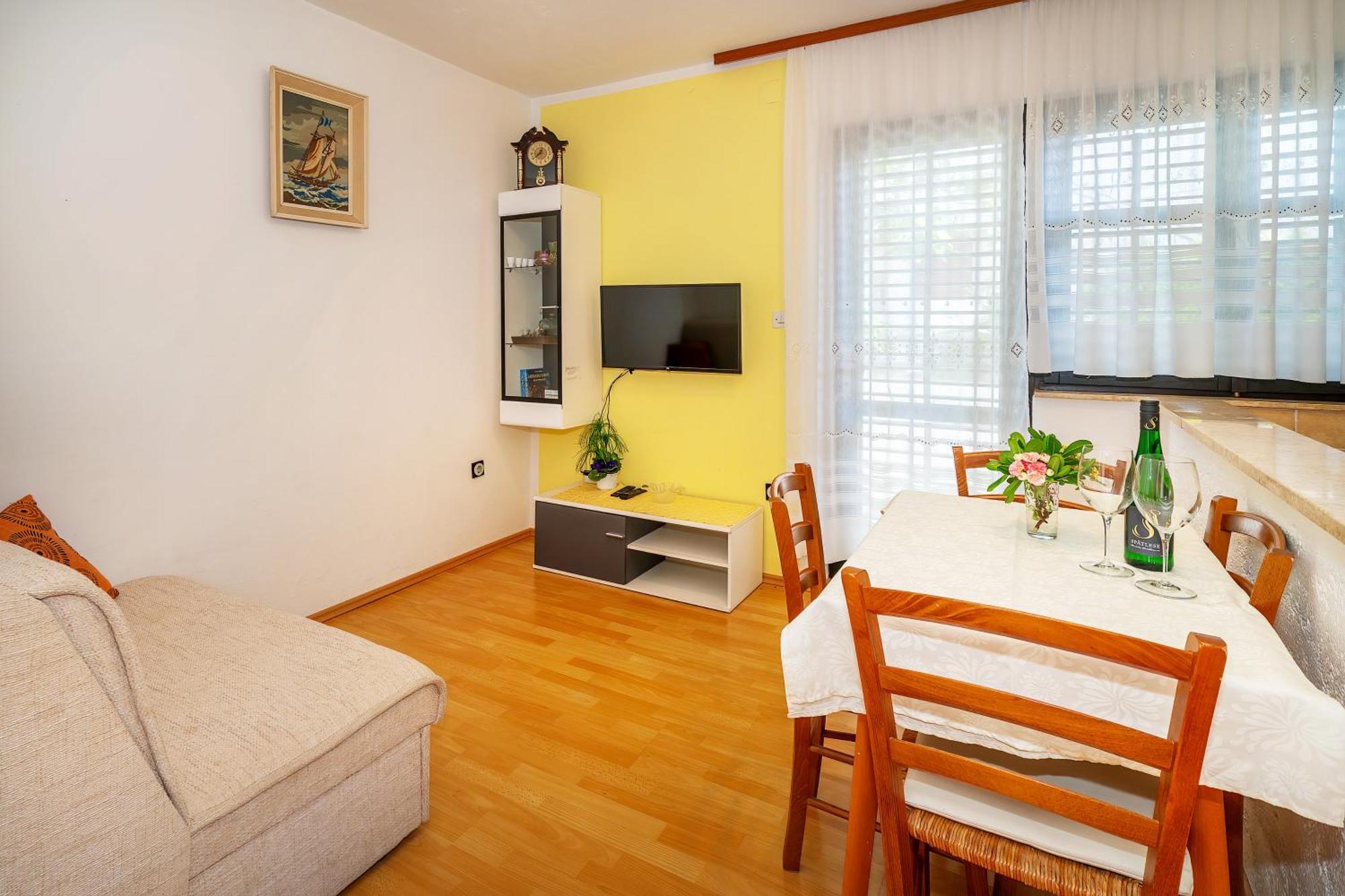 Sucur With Terrace Apartment Baska (Krk)