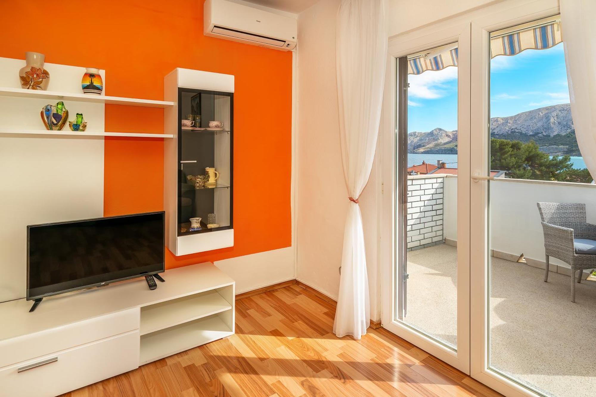 Sucur With Terrace Apartment